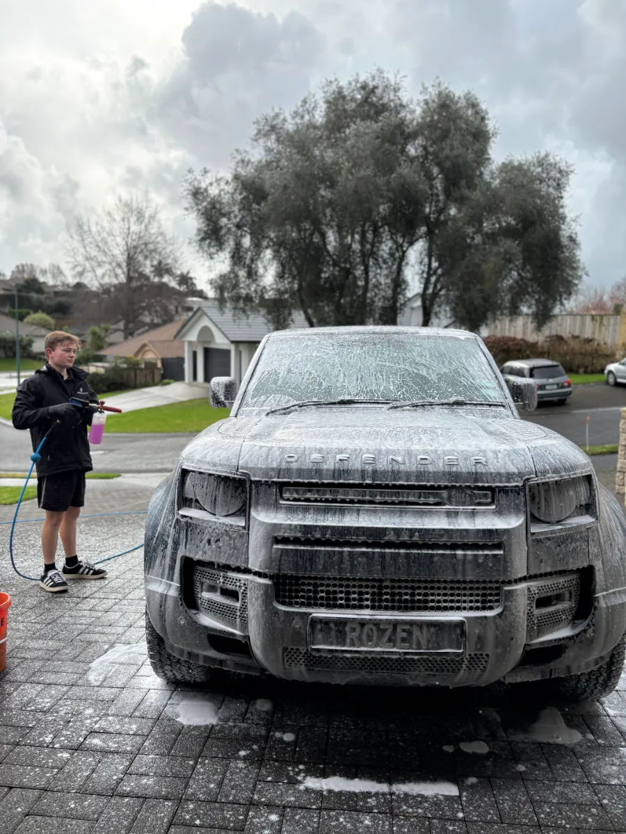 Cortez detailing a Land Rover Defender in Tauranga
